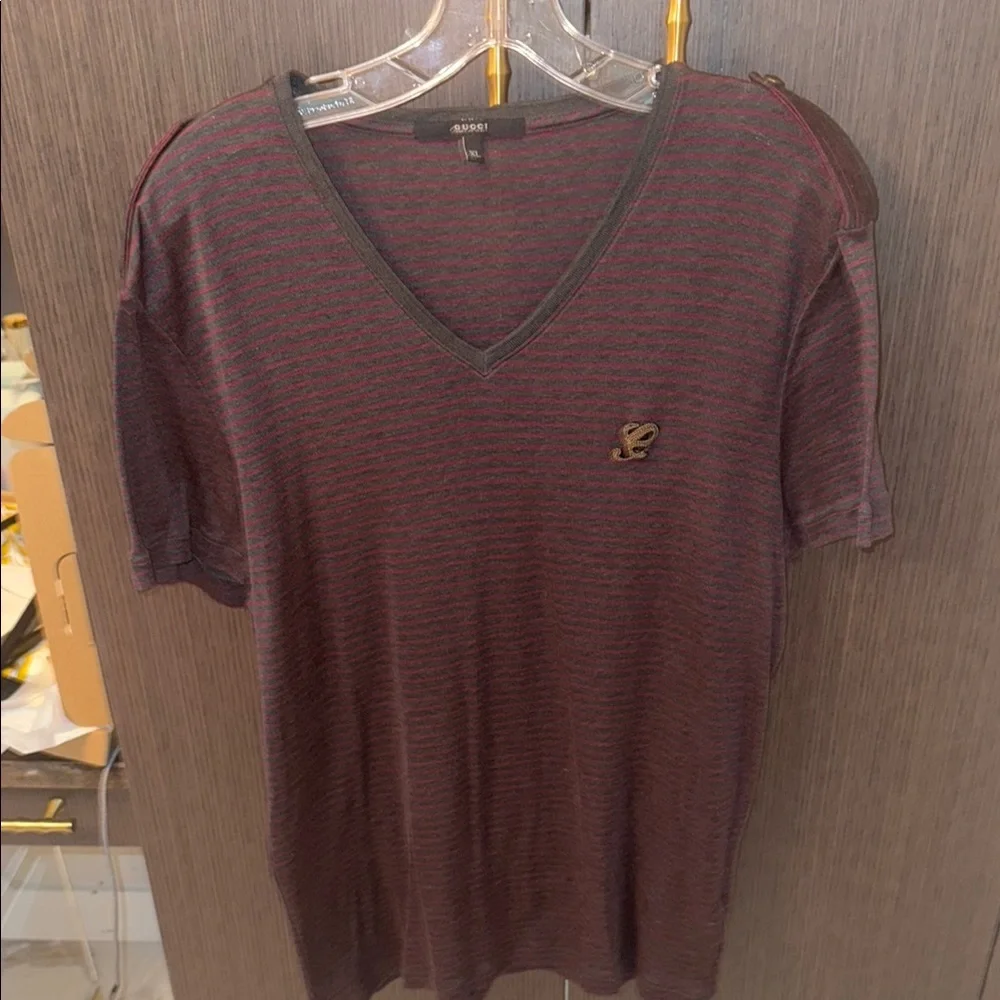 Gucci Striped V-Neck Classic Short Sleeve Shirt